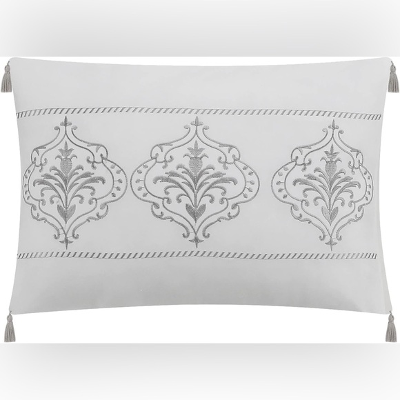 New York and Company Artista Queen Comforter Set Grey 5 Piece Jacquard Brand New - Picture 6 of 7